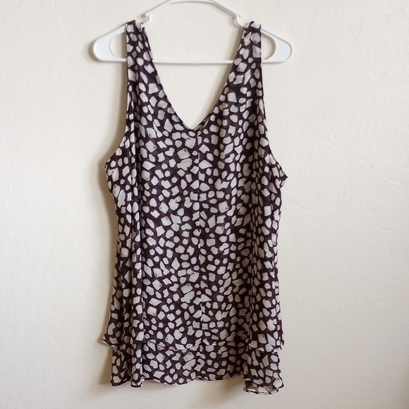 Lane Bryant Black and White Relaxed Tank Top - Picture 3 of 6